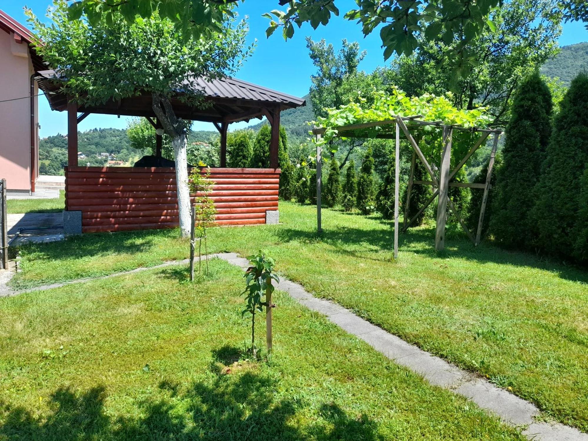 Villa Usivak for green quiet holiday near SJJ Buitenkant foto